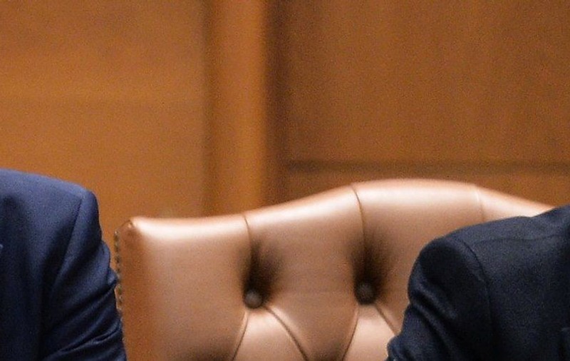 UPDATE. Revoltă în Parlament: Opoziția cere demisia lui Liviu Dragnea de la șefia Camerei Deputaților