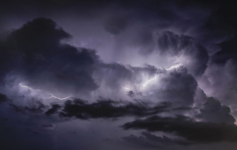 Cum va fi vremea în București, în perioada 7-9 mai 2025. ANM a actualizat prognoza meteo, după codul de vijelii și lapoviță