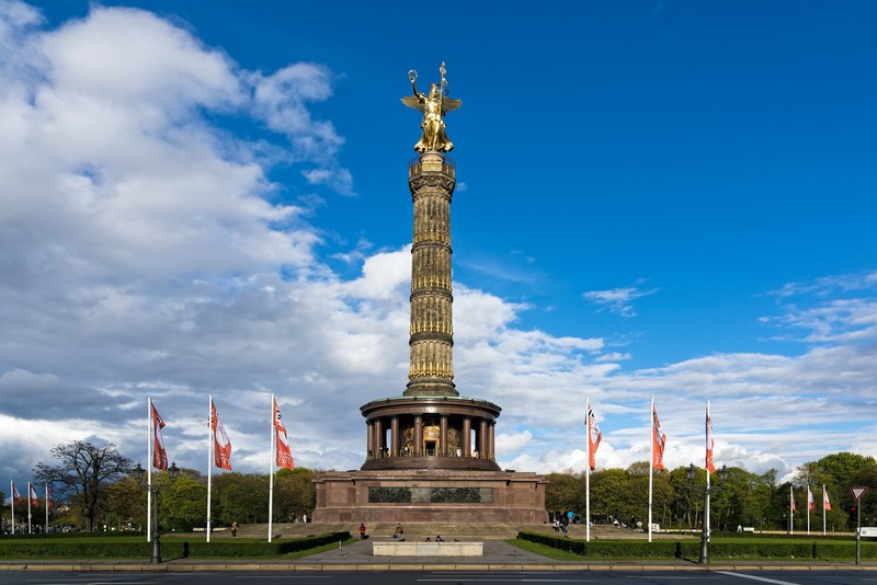 rosser Tiergarten și Coloana Victoriei