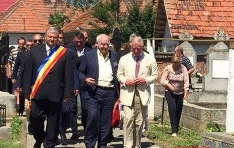 UPDATE: Prințul Charles a vizitat o biserică din județul Alba, ridicată de un strămoș de-al Reginei Elisabeta a II-a