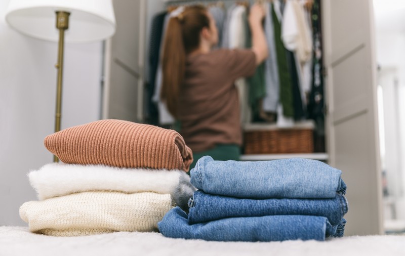 Încălzirea globală face ca puloverele și paltoanele să nu se mai vândă. Retailerii au trecut deja la reduceri de prețuri pentru a nu acumula stocuri