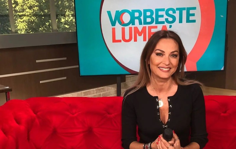 Anca Țurcașiu s-a sărutat în văzul tuturor cu un dansator de la Antena 1. Actrița nu a ținut cont că e filmată. „Ne cunoaștem”