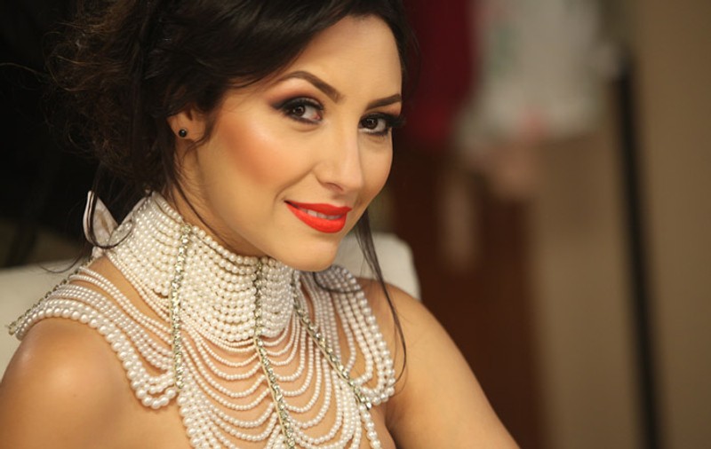 Andra a tăiat răsuflarea bărbaţilor cu o SCHIMBARE DE LOOK inedită! Foto în articol