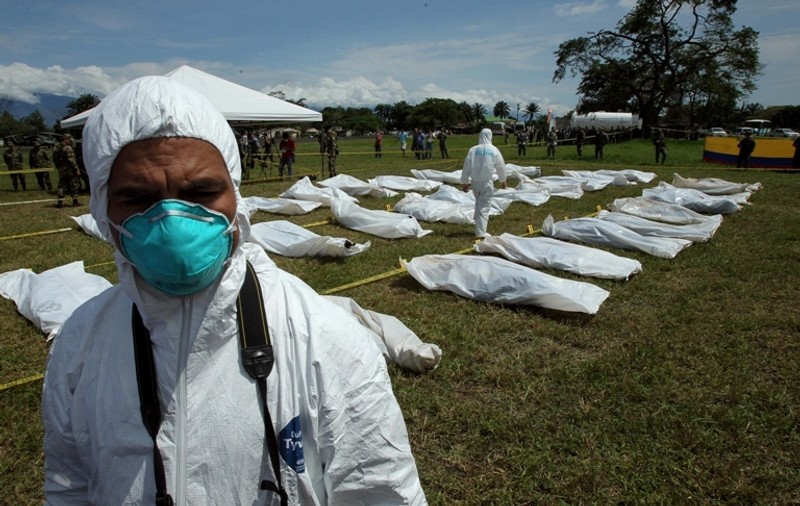 Cadavrele a 14 persoane, descoperite într-o camionetă în Mexic