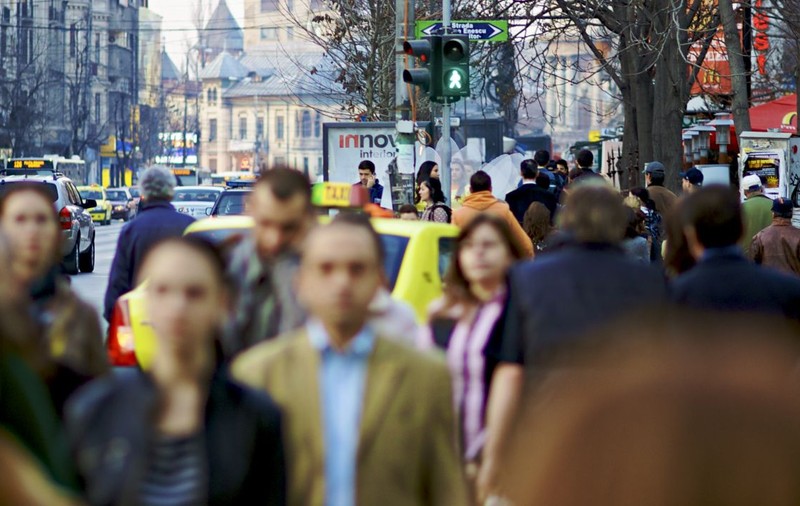 Bucureștiul și Iașiul sunt în topul celor mai mari indemnizații pentru creșterea copilului. Cum se explică asta