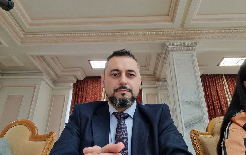 Liderul AUR Bistrița-Năsăud a retras produsele austriece din magazinele sale, în semn de protest