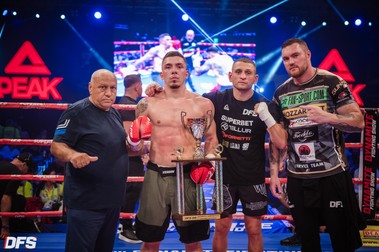 Mihai Zmărăndescu are un record competițional de 18 victorii și nicio înfrângere