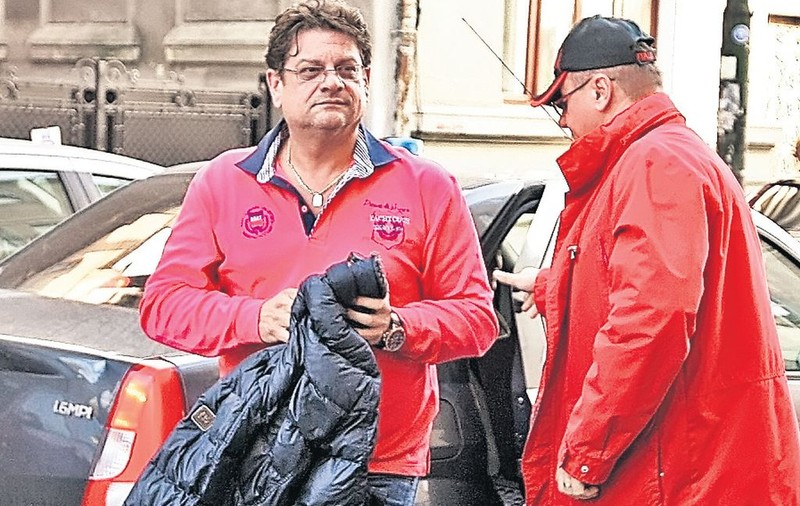 Chestor ridicat de colegii poliţişti!