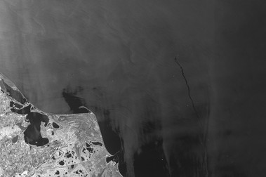 Imagine din satelit a dârei lăsate de Orhan-Y | Imagine via SkyTruth