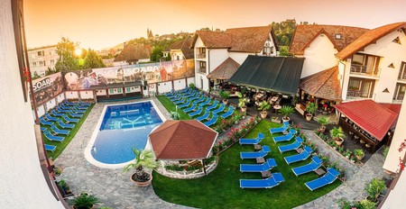 Hotel Korona, România