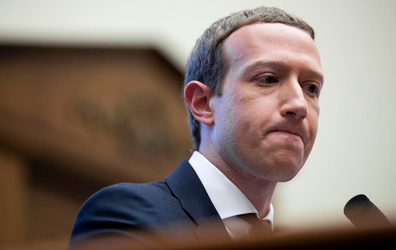 Mark Zuckerberg iese din Top 10 al celor mai bogați oameni din lume. Cât a pierdut într-o singură zi