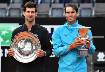Novak Djokovici și Rafael Nadal, după finala turneului de la Roma 2019 / FOTO: EPA