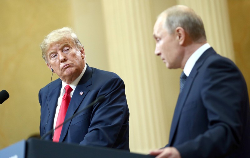 Vladimir Putin l-a sunat pe Donald Trump și a cerut un armistițiu în timpul paradei militare de 9 mai