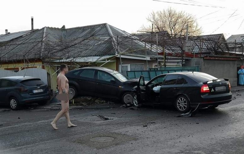 Bărbatul dezbrăcat care a provocat un accident în Constanța a rămas fără permis