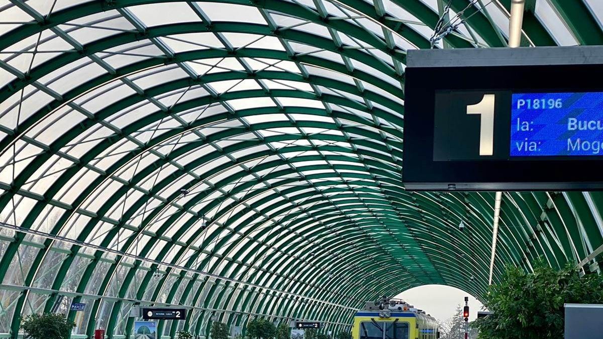 Trei operatori pe ruta feroviară Gara de Nord – Aeroportul Otopeni. Cât va costa călătoria
