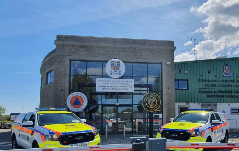 O fetiță ucraineană de 8 ani, înjunghiată de 74 de ori, într-un centru de refugiați din Irlanda. Mama ei a fost găsită inconștientă