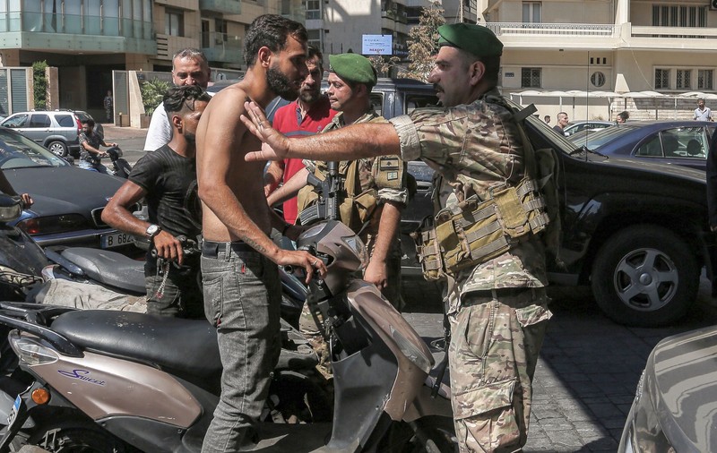 Viața unui antrenor român în Liban: „La frizerii aveau pistoale la ei! M-au oprit oameni cu mitraliere pe stradă”