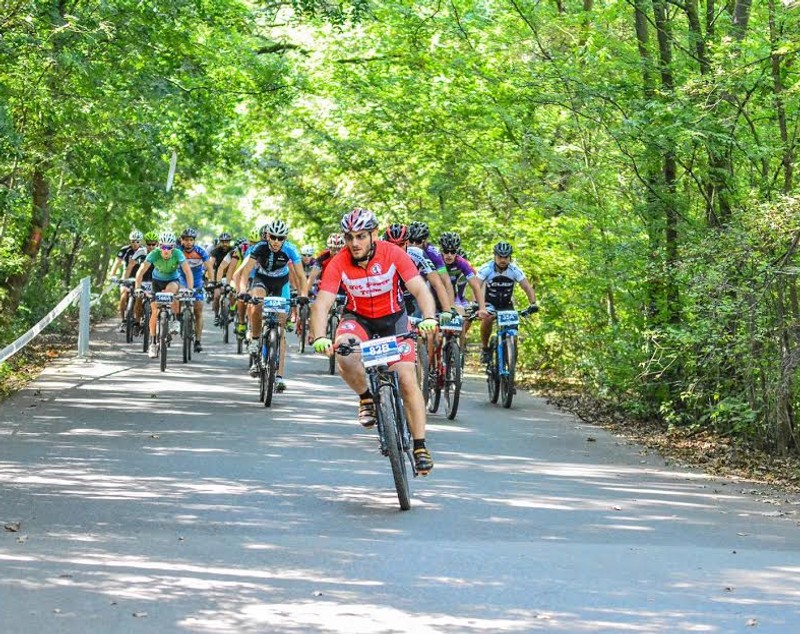 Cicliștii și-au demonstrat spiritul de echipă la concursul 4 Pedale / GALERIE FOTO