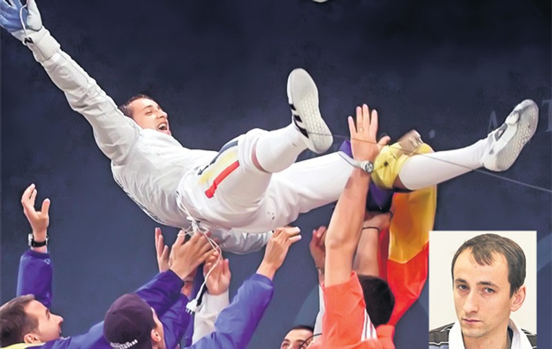 Mihai Covaliu, fost campion olimpic, în prezent antrenorul lotului masculin de sabie, e hotărât să părăsească România din cauza salariului infim: 18.000 € pe an