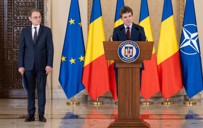 Luca Niculescu, propunerea de premier a lui Nicușor Dan, este secretar de stat în MAE și coordonatorul aderării României la OCDE. Foto: Administrația Prezidențială