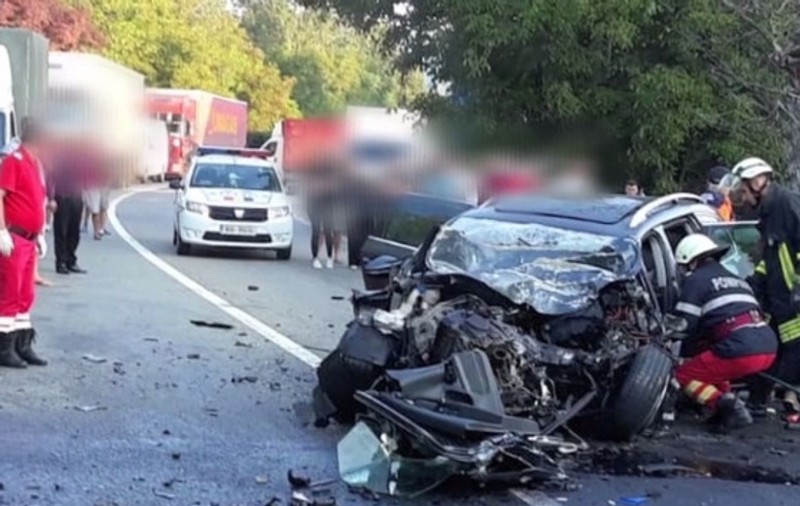 UPDATE | Doi morți și cinci răniți într-un accident grav pe Valea Oltului. Un șofer a adormit la volan