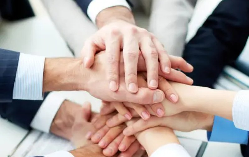 Chain IQ Group lansează un program global de implicare a angajaților