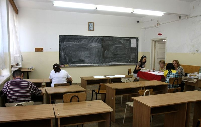 Astăzi începe a doua sesiune a examenului de BACALAUREAT 2012
