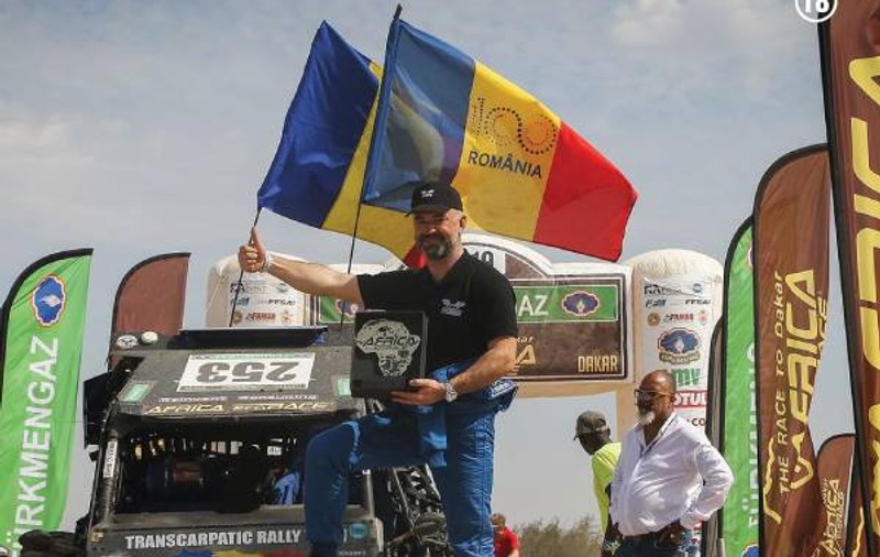 Pilotul Claudiu Barbu, premiat pentru rezultatul istoric din Africa Eco Race