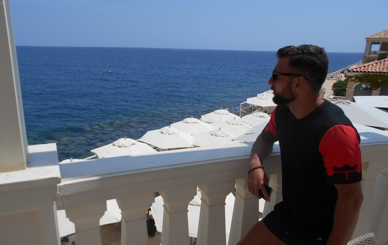 De la Monte Carlo, din vacanță, Răzvan Raț, căpitanul naționalei, transmite un mesaj radical, după rușinea de la Euro 2016: ”Suntem la zero!”