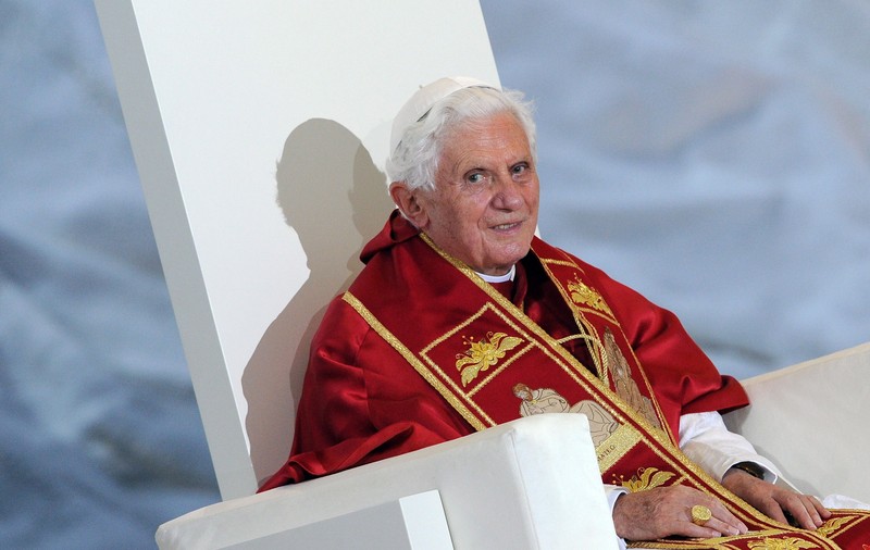 Cum se simte Benedict al XVI-lea. Vaticanul a oferit noi detalii despre starea de sănătate a fostului papă