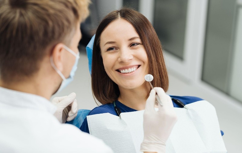 De câte ori pe an ar trebui să mergi la dentist?