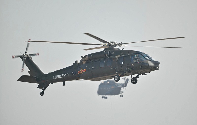 Armata chineză prezintă varianta îmbunătățită a unui elicopter militar antisubmarin la care se lucrează de peste un deceniu  