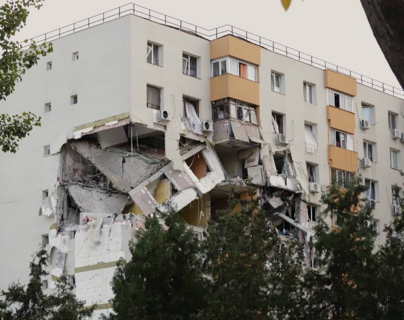 Blocul din București, unde a avut loc o explozie care a ucis trei oameni, va fi demolat, arată un raport ISC