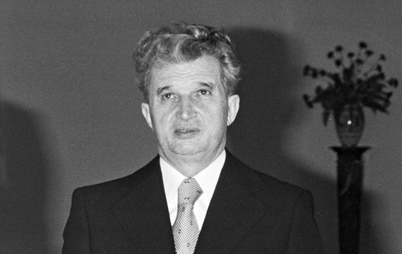 De ce Nicolae Ceaușescu și comunismul sunt tot mai apreciați de români, potrivit sondajelor. Explicația lui Nicușor Dan