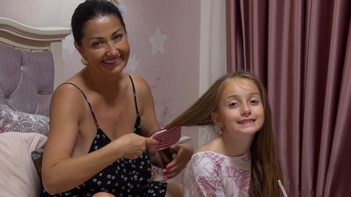 Gabriela Cristea si Victoria