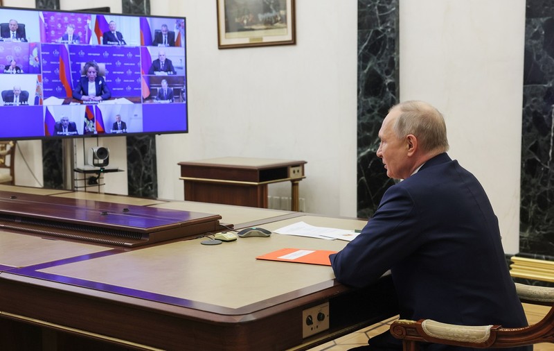 Vladimir Putin a pierdut controlul asupra spațiului informațional rusesc și nu poate folosi abordarea stalinistă, scrie ISW