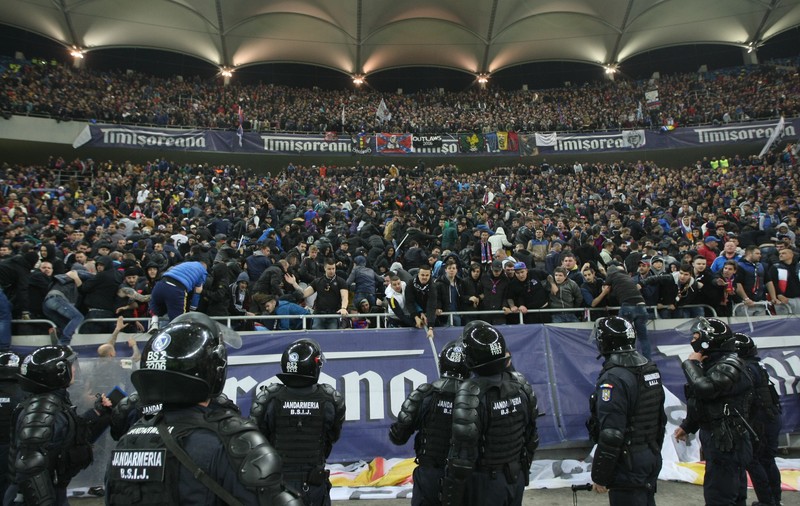 Peste 500 de jandarmi la meciul Steaua - Rosenborg