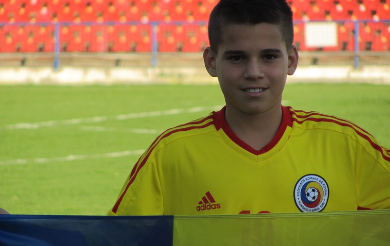 România lui Ianis Hagi debutează astă-seară la Turul de Elită