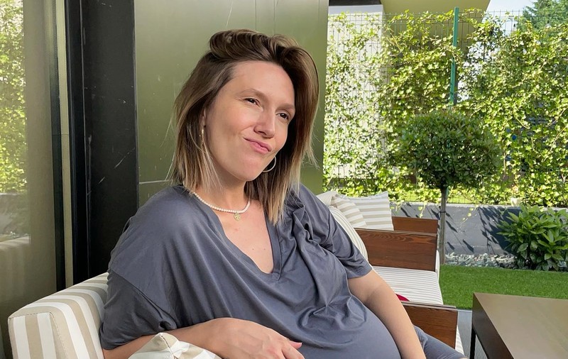 Adela Popescu, pe ultima sută de metri cu sarcina.  Mesajul transmis de vedetă. „Mă las în voia ta”