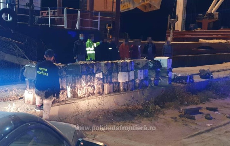 VIDEO |  Contrabandă cu ţigări în Portul Agigea. Marinari sirieni, prinşi cu focuri de armă