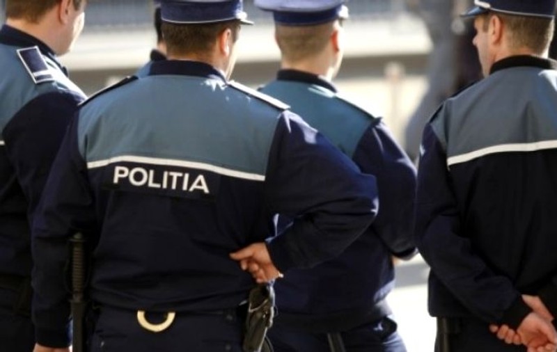 Salariile polițiștilor au crescut de la 1 februarie. Majorări între 5 și 10 %