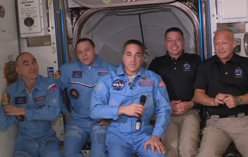 VIDEO | Misiunea istorică SpaceX și NASA, încheiată cu succes. Cei doi astronauți au ajuns pe Staţia Spaţială Internaţională