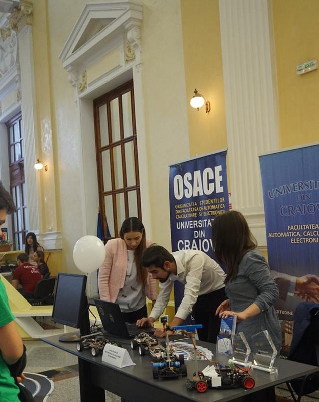 Energie din lămâie și cartofi la Universitatea din Craiova. Ce gadgeturi revoluționare au realizat studenții