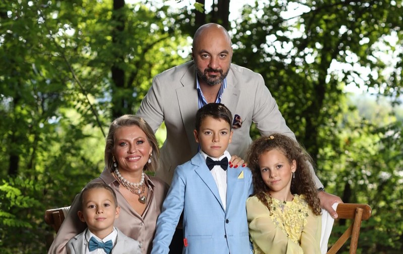 Mirela Vaida, probleme cu cei trei copii. Mărturisirile făcute de prezentatoarea TV: „Cam ce stare are o mamă...”