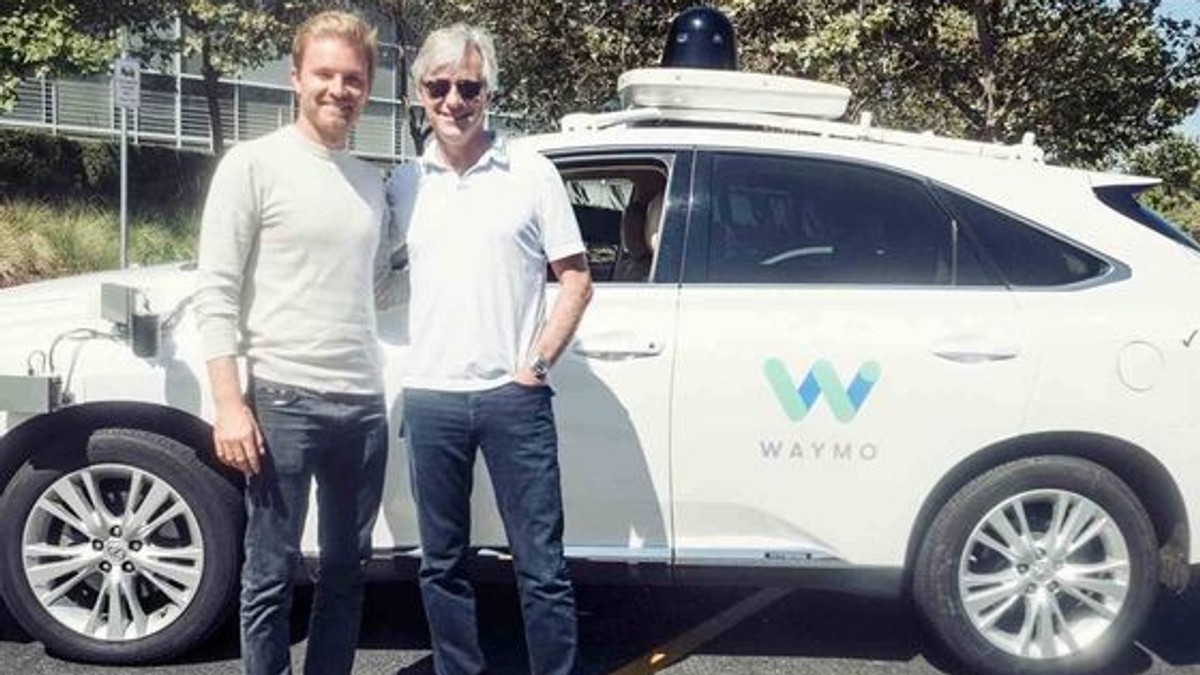 Google a lansat un serviciu de taxi fără șofer, într-un oraș din SUA. Ce trebuie să facă pasagerii