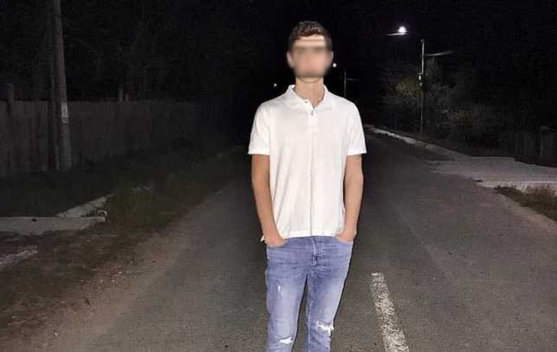 Andrei a fost lăsat să moară pe marginea drumului de prietenii săi, după un accident cumplit. Avea doar 18 ani