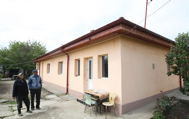 VIDEO EXCLUSIV/ Reportaj în casa unde șoferul care și-a ucis soția și-a luat zilele. ”N-am auzit nimic! M-am trezit cu poliția la ușă în toiul nopții”