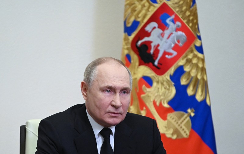 Kremlinul, după ce Putin a lipsit de la o comemorare a victimelor atentatului de la Moscova: „Chiar dacă nu vedeţi lacrimi pe faţa sa, nu înseamnă că nu suferă”