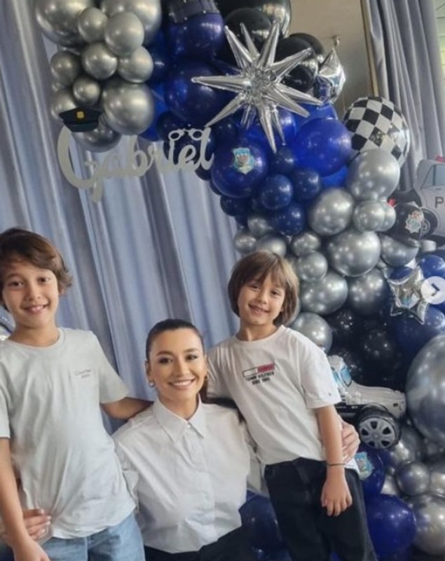 Claudia Pătrășcanu și Gabi Bădălău, împreună de ziua băiatului lor cel mare. Cum a decurs ieșirea la film și la mall