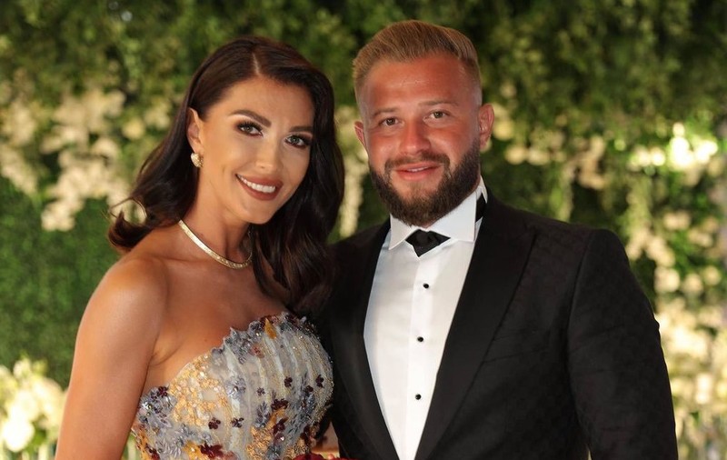 Ilinca Vandici și soțul ei, nași de cununie în acest weekend. Vedeta a atras atenția tuturor cu ținutele purtate